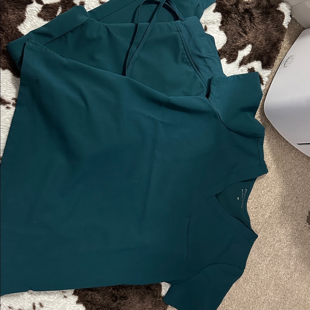 Teal Women's Scrub Set